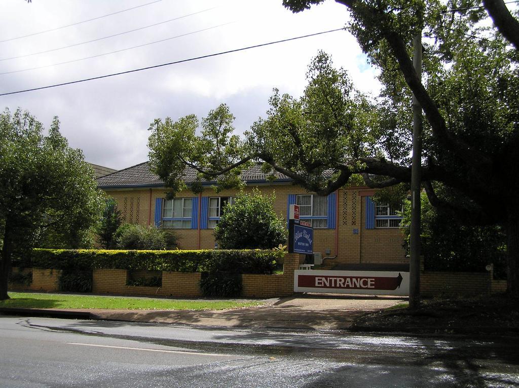 Blue Violet Motor Inn Toowoomba Bagian luar foto