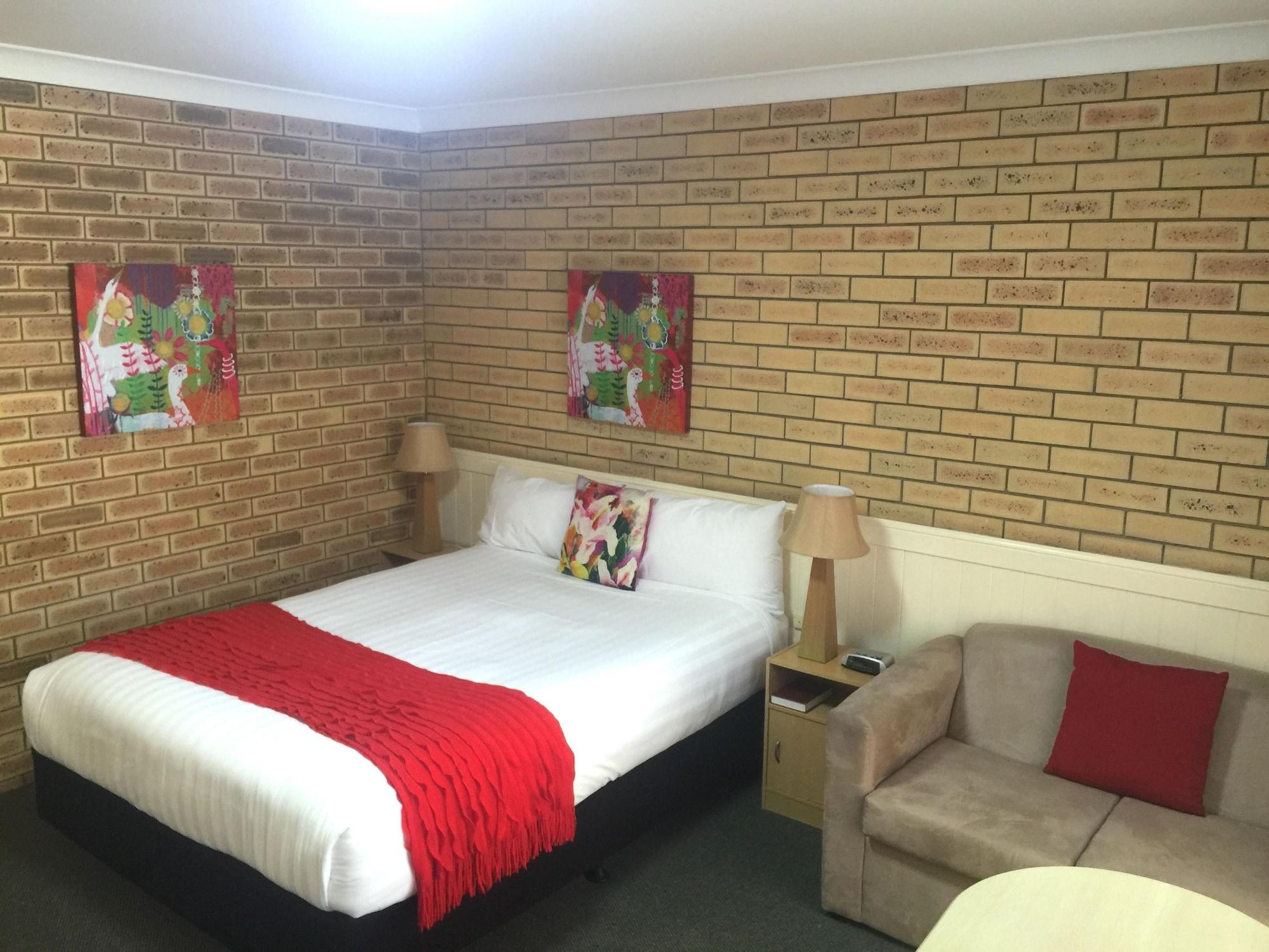 Blue Violet Motor Inn Toowoomba Bagian luar foto