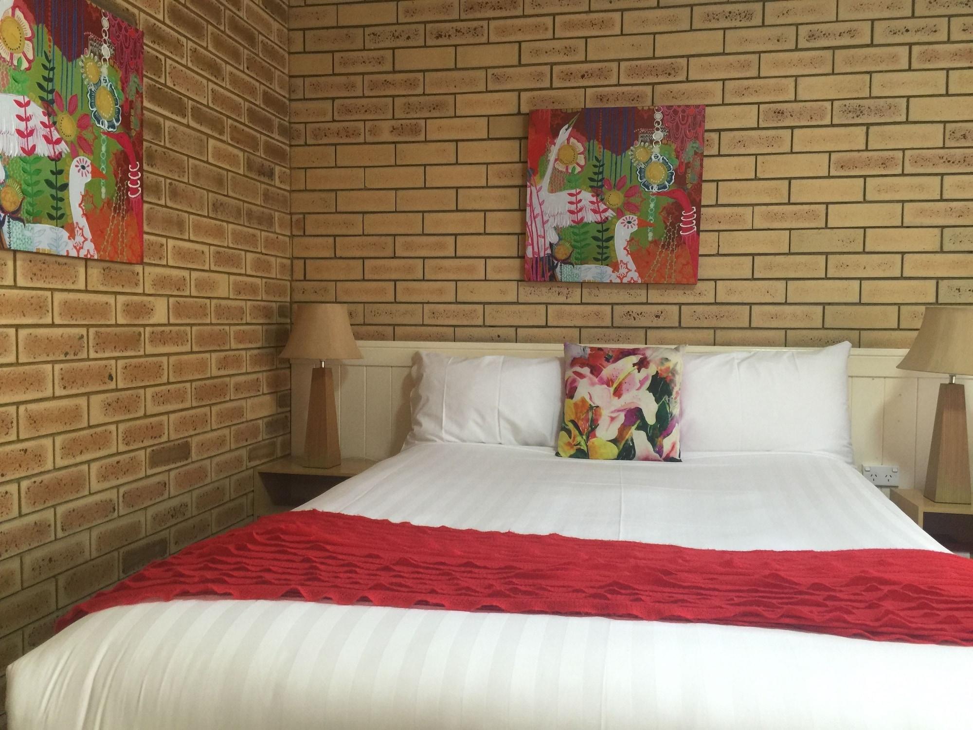 Blue Violet Motor Inn Toowoomba Bagian luar foto