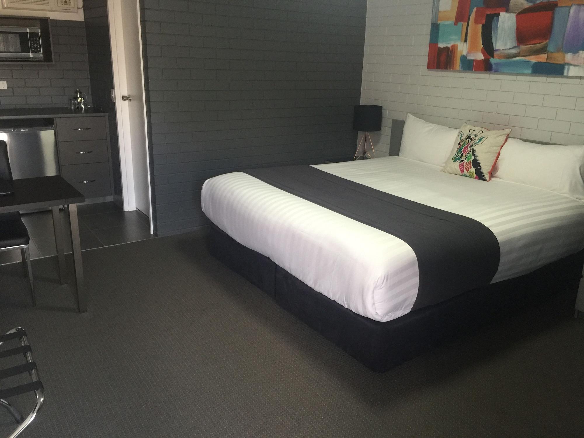 Blue Violet Motor Inn Toowoomba Bagian luar foto