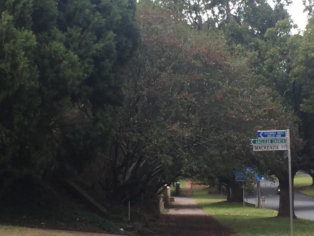 Blue Violet Motor Inn Toowoomba Bagian luar foto
