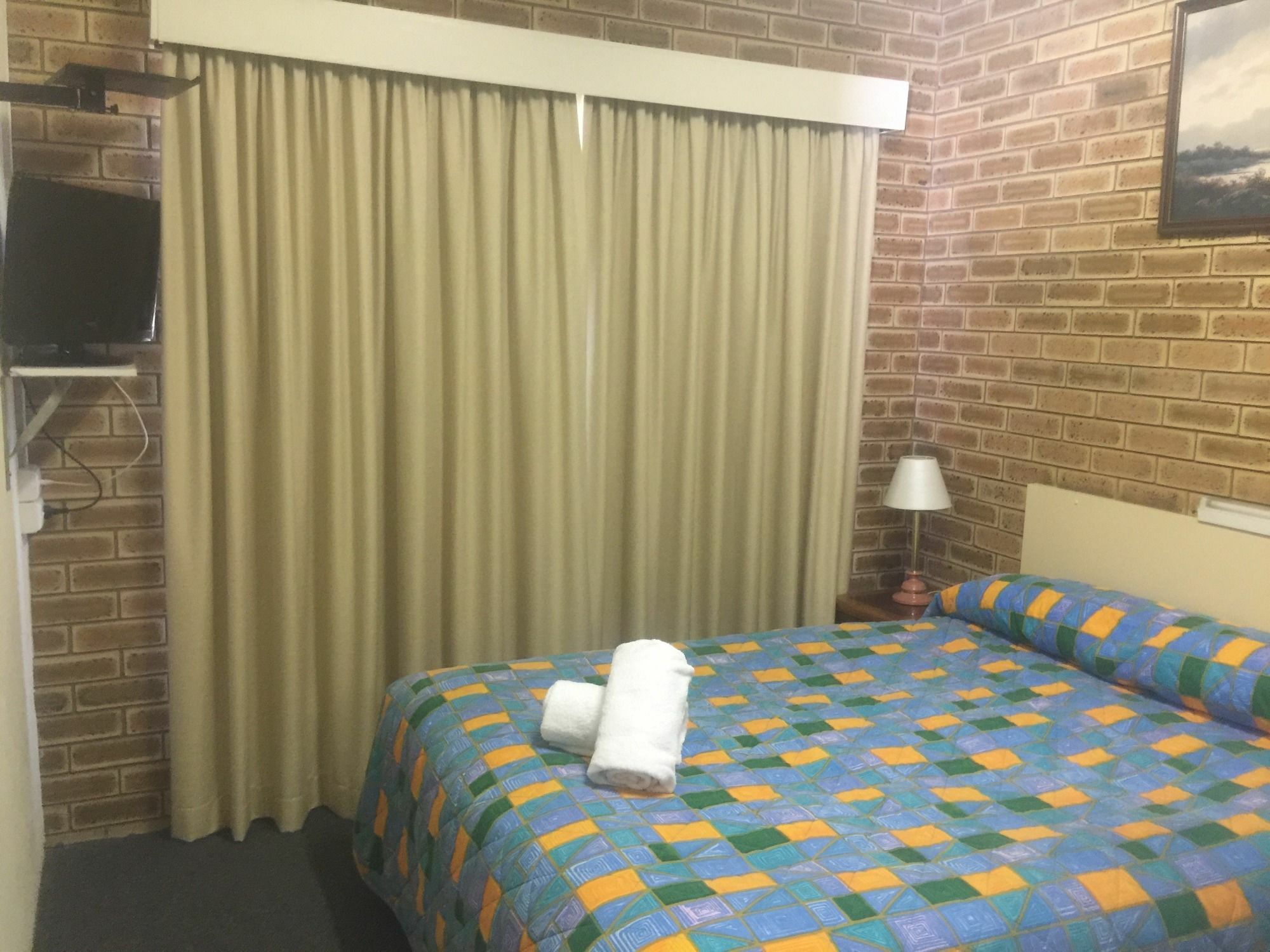 Blue Violet Motor Inn Toowoomba Bagian luar foto